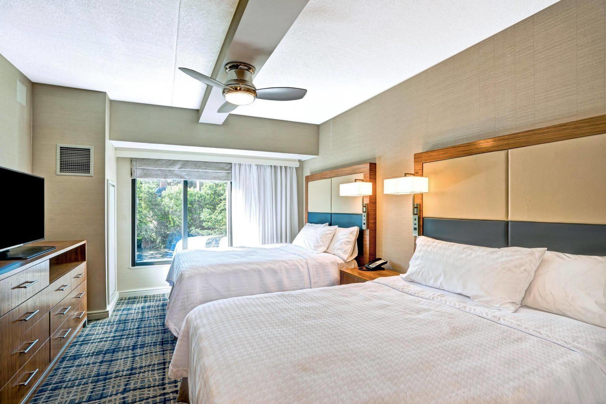 Courtyard By Marriott Boston Westborough Hotel Ngoại thất bức ảnh